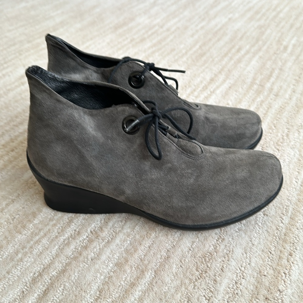 Wolky Hope Pombai Women's Suede Wedge Ankle Booties Shoes Gray Size EU 39 | US 8 - Picture 6 of 17